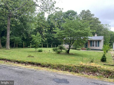 6936 Grand Brooks Rd, Spotsylvania, VA 22551 - photo 2