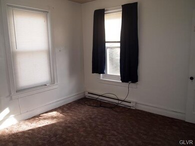 1101 S 7th St unit 2nd floor, Allentown, PA 18103 - photo 5