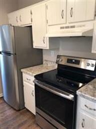 Kitchen - new vinyl plank flooring, fresh painted 