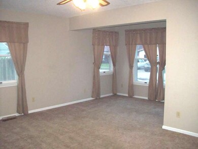 40 7th St SE, Linton, IN 47441 - photo 4