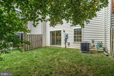 12043 Kemps Landing Cir, Manassas, VA 20109 - photo 7