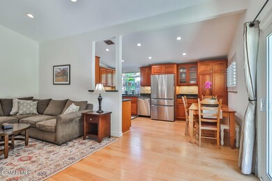bLiving Dining and Kitchen3