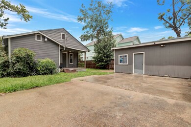 1102 Northwood St, Houston, TX 77009 - photo 6
