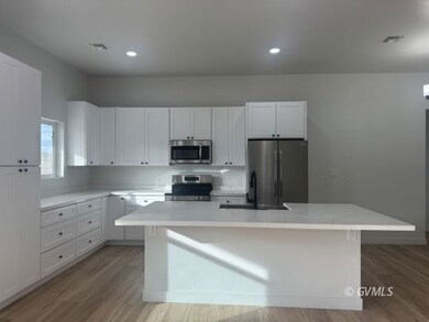 8656 Yavapai Dr, Safford, AZ 85546 - photo 4