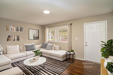 5522 Newport Ct, Columbus, OH 43232 - photo 6