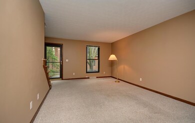 Living Room (2)