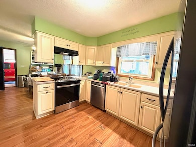 8201 N Tilford Rd, Bloomington, IN 47404 - photo 6