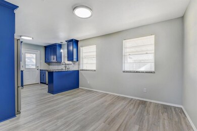 1818 S Travis Ave, Denison, TX 75021 - photo 7