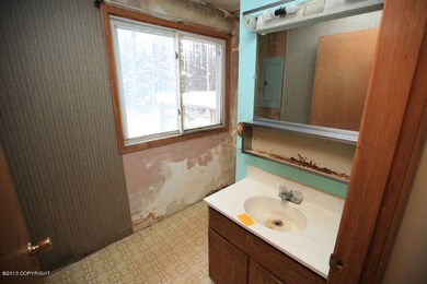 8500 Shrub Ct, Anchorage, AK 99504 - photo 3