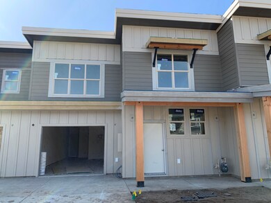 3634 SW Badger Ave, Redmond, OR 97756 - photo 2