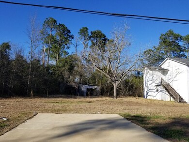 610 S Isabella St, Sylvester, GA 31791 - photo 7