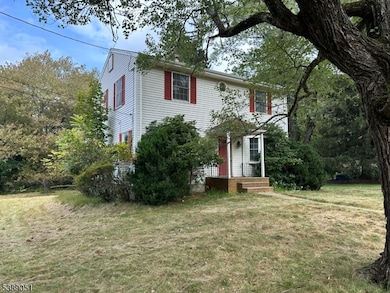 9 Longview Ave, Randolph, NJ 07869 - photo 3