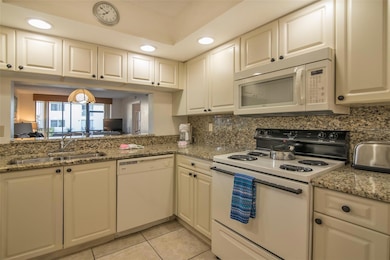 4425 45th Ave W unit 101, Bradenton, FL 34210 - photo 4