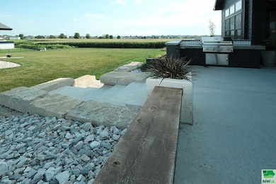 716 18th St SE, Sioux Center, IA 51250 - photo 7