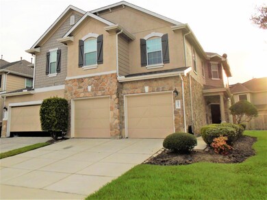 16013 Limestone Lake Dr unit B-60, Tomball, TX 77377 - photo 3