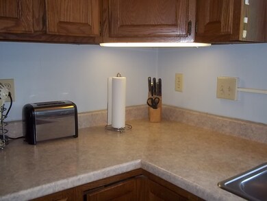 35 Clyde Allen Dr, Saint Albans, VT 05478 - photo 5