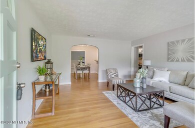 8370 Bordeau Ave N, Jacksonville, FL 32211 - photo 3