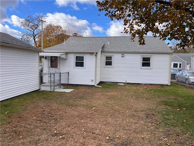 85 Rice St, Pawtucket, RI 02861 - photo 2