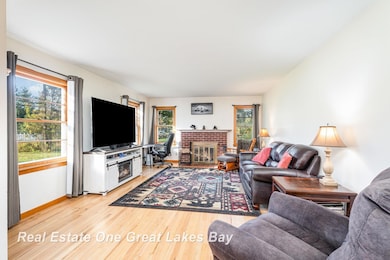 4719 Baker Rd, Bridgeport, MI 48722 - photo 5