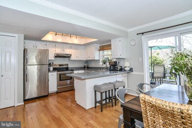 5734 Mason Bluff Dr, Burke, VA 22015 - photo 5