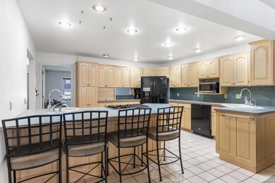 24 Delaware Ct, South Haven-55