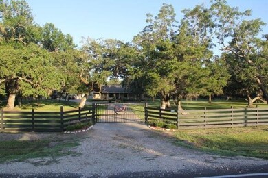 268 County Road 762, Brazoria, TX 77422 - photo 2