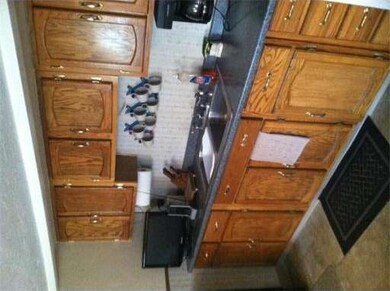 2 Beachland Ave, Revere, MA 02151 - photo 5