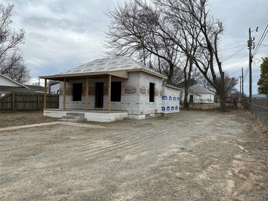 409 N K St, Eufaula, OK 74432 - photo 3