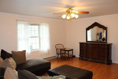 387 S Mountain Blvd, Mountain Top, PA 18707 - photo 4