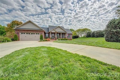 2600 Pebble Creek Dr, Shelby, NC 28152 - photo 2