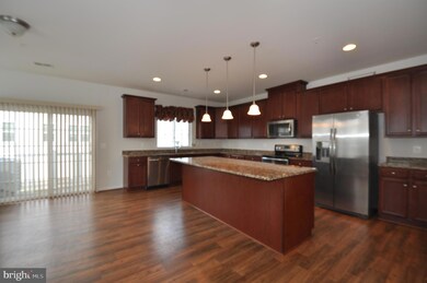 14797 Mason Creek Cir, Woodbridge, VA 22191 - photo 6