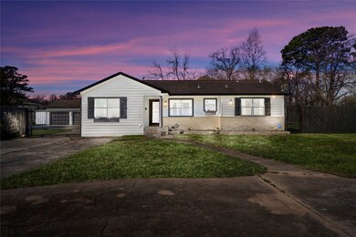 9311 Lanewood Dr, Houston, TX 77016 - photo 7