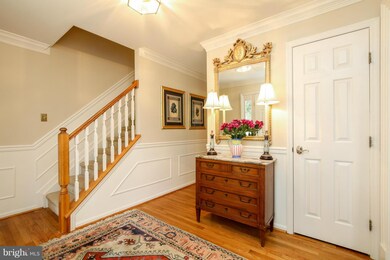 11615 Silvermaple Ct, Cockeysville, MD 21030 - photo 2