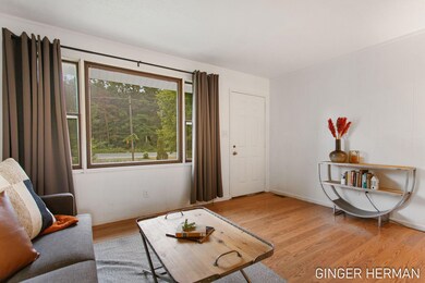 26-web-or-mls-4090-whitehall-rd