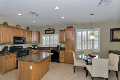 3 Kitchen Dinette