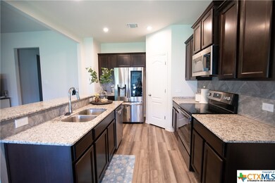 473 Poplin Ln, Troy, TX 76579 - photo 2