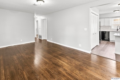 4629 N 95th St, Omaha, NE 68134 - photo 5