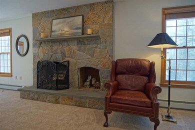 21 Rockrimmon Rd, North Hampton, NH 03862 - photo 4