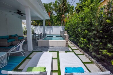 POOL COURTYARD