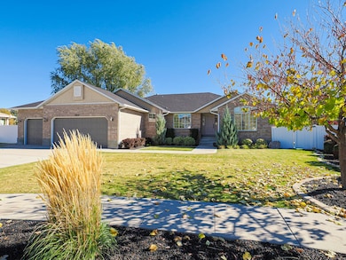 9909 Dream Cir, South Jordan, UT 84095 - photo 2