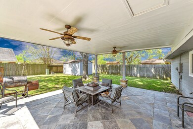 4822 Sandalwood Ave, Rosenberg, TX 77471 - photo 2