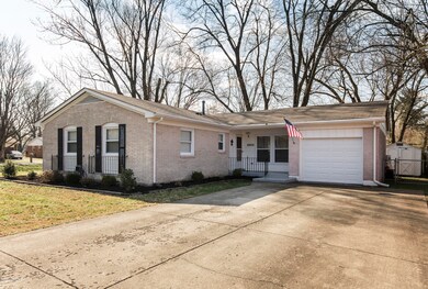 2902 Arlington Ct, Louisville, KY 40299 - photo 2