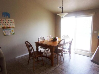 8430 Kyra Ln, White City, OR 97503 - photo 7