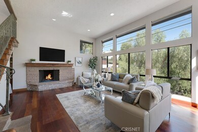 5225 Elvira Rd, Woodland Hills, CA 91364 - photo 2