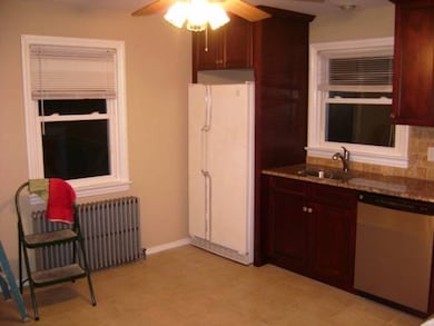 28 Wolfle St, Glen Cove, NY 11542 - photo 2