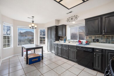 Kitchen/Dining
