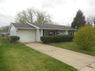 2831 E Berwyn St, Indianapolis, IN 46203 - photo 2