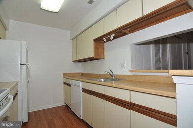 1639 Carriage House Terrace unit E, Silver Spring, MD 20904 - photo 5