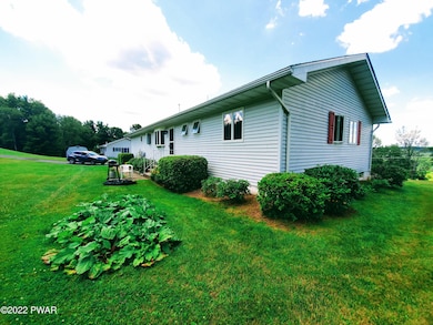 18 Oakwood Terrace, Hawley, PA 18428 - photo 4