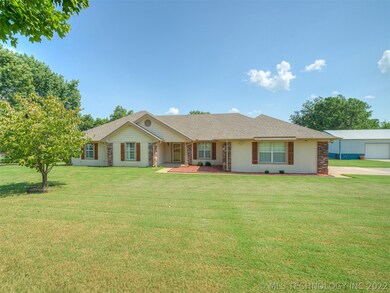 9221 S 190th East Ave, Broken Arrow, OK 74012 - photo 2